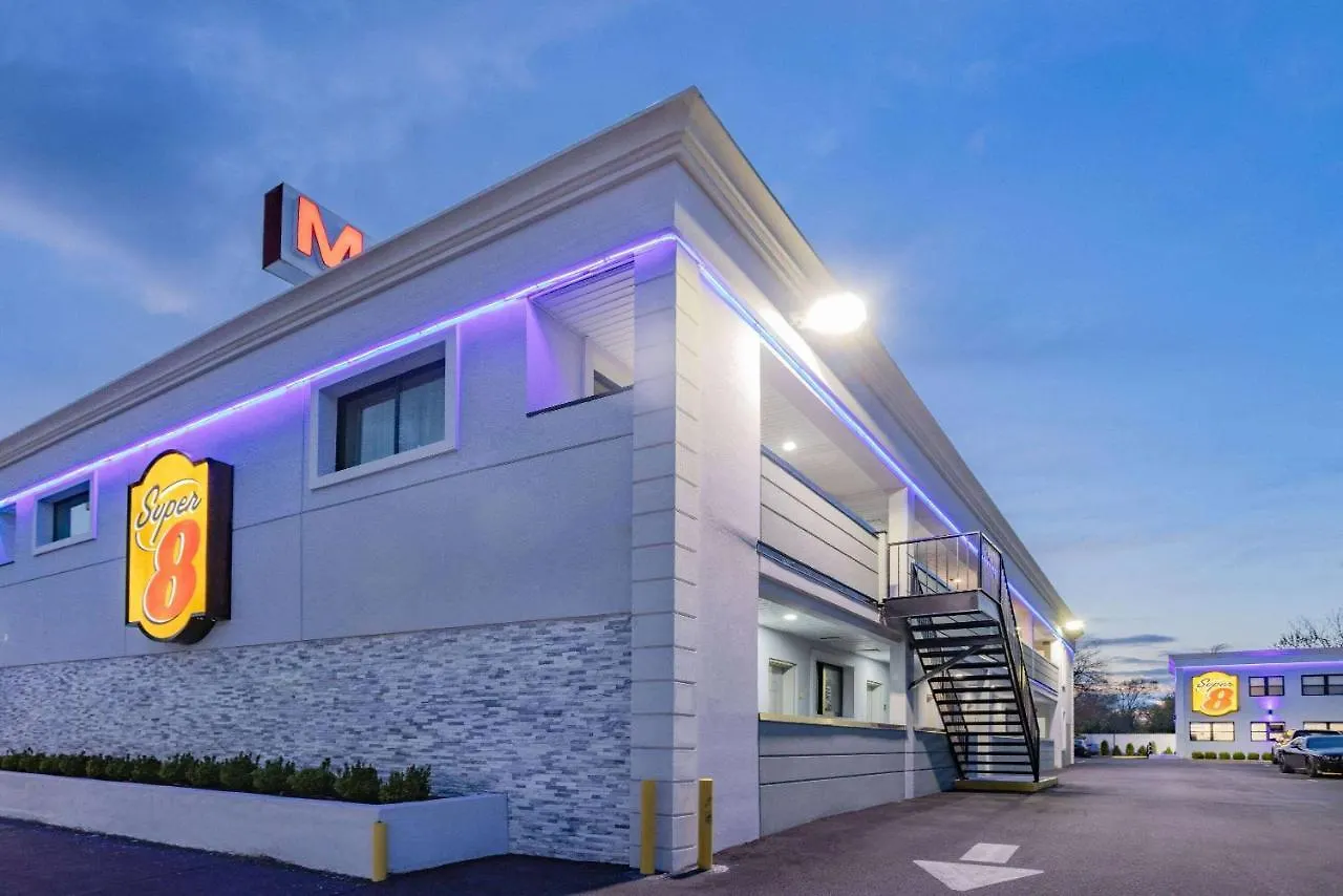 ** Motel Super 8 By Wyndham Lindenhurst Estados Unidos da América
